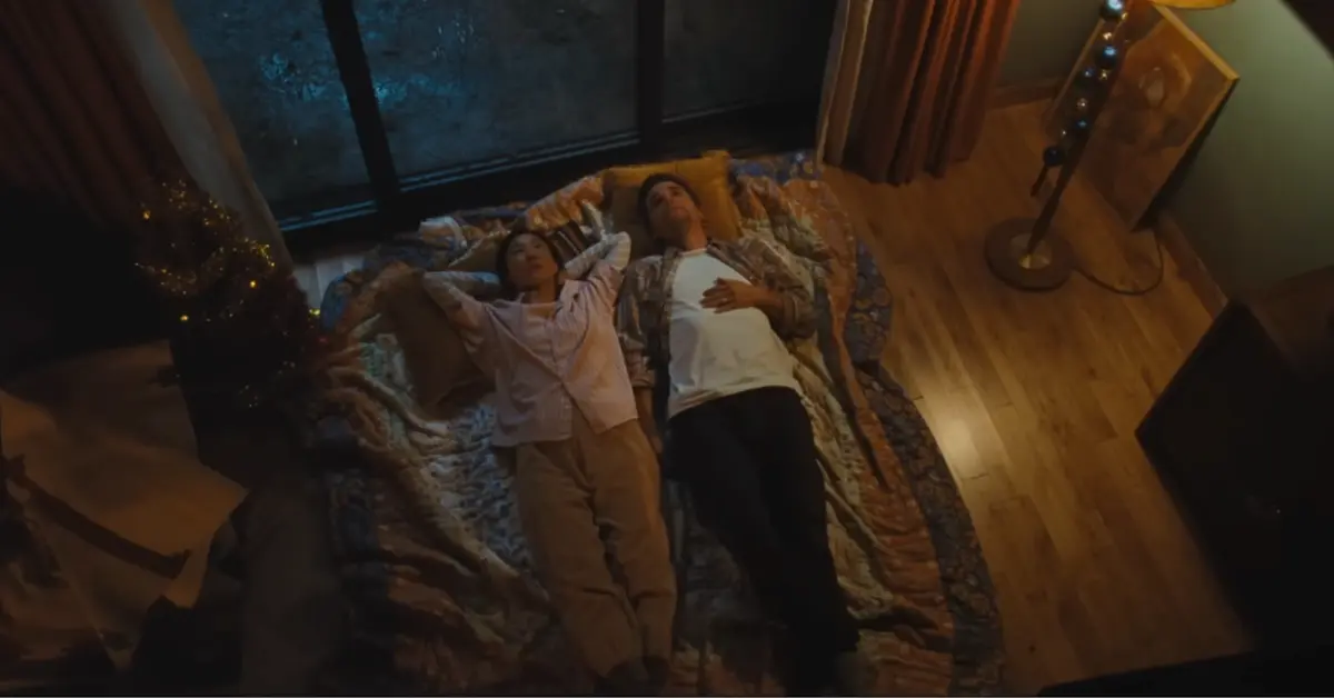 the the last house ott review netflix greta lee Wagner Moura - by weekend watcher